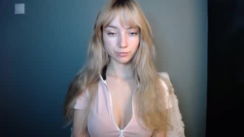 Lucy online show from 12/16/25, 01:27