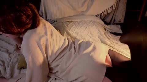 Lucia online show from 12/13/25, 07:53