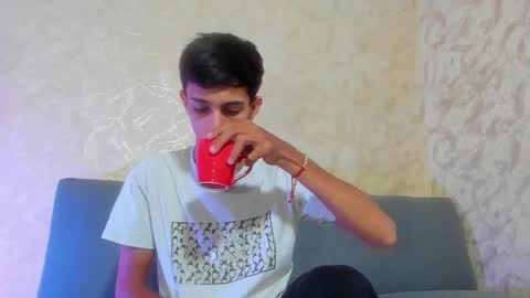 Pirulo online show from 11/19/25, 12:16