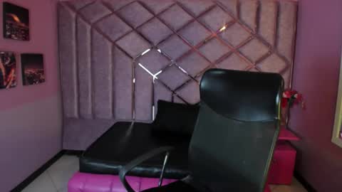 Luciana Evans online show from 04/02/26, 12:36