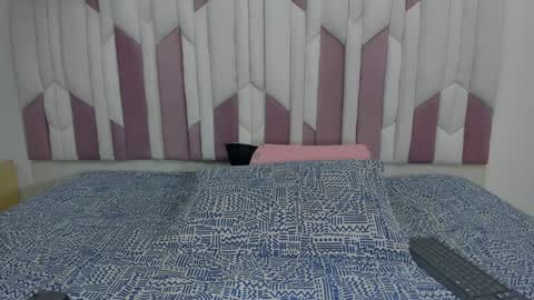 instagram luciana417  online show from 01/15/25, 03:11