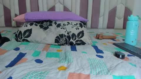 instagram luciana417  online show from 02/08/25, 06:33