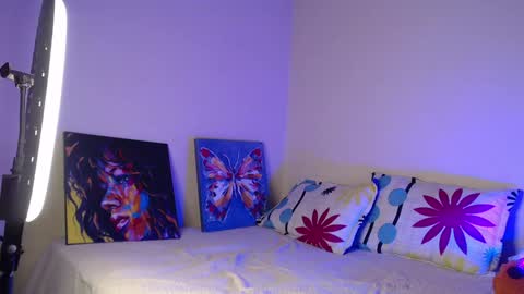 luciana online show from 12/17/24, 05:04