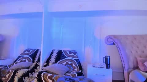 Luciana online show from 11/08/25, 08:40