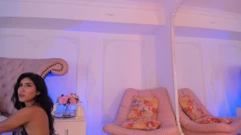 Snapshot of luciana_roa chatting on 05/04/26, 08:49 Luciana online show from 05/04/26, 08:49