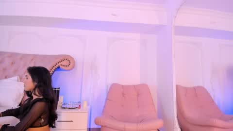 Snapshot of luciana_roa chatting on 05/10/26, 02:44 Luciana online show from 05/10/26, 02:44
