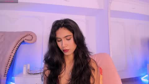Snapshot of luciana_roa chatting on 05/15/26, 08:27 Luciana online show from 05/15/26, 08:27