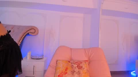 Snapshot of luciana_roa chatting on 05/23/26, 07:29 Luciana online show from 05/23/26, 07:29