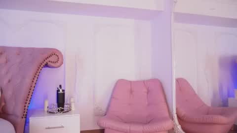 Snapshot of luciana_roa chatting on 07/13/26, 08:44 Luciana online show from 07/13/26, 08:44