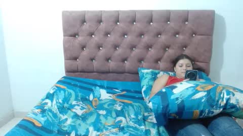 luciana_rober online show from 10/14/25, 02:12
