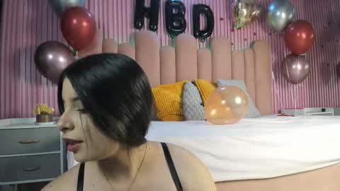 Snapshot of lucianablake chatting on 03/03/26, 04:18 lucianablake online show from 03/03/26, 04:18