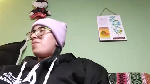 Snapshot of lucianacapisce chatting on 02/19/25, 02:12 Dani 3 online show from 02/19/25, 02:12