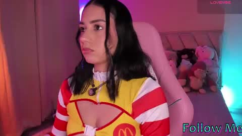    online show from 08/05/26, 04:04