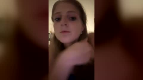 lucianamol online show from 07/24/26, 10:19