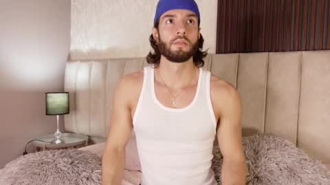 Luciano online show from 10/19/25, 10:21