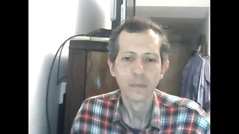 Snapshot of lucianoaxel chatting on 12/06/24, 01:40 Luciano online show from 12/06/24, 01:40