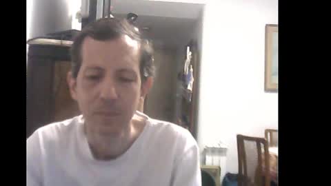 Snapshot of lucianoaxel chatting on 02/15/25, 09:59 Luciano online show from 02/15/25, 09:59