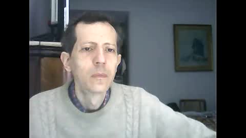 Snapshot of lucianoaxel chatting on 09/21/25, 08:54 Luciano online show from 09/21/25, 08:54