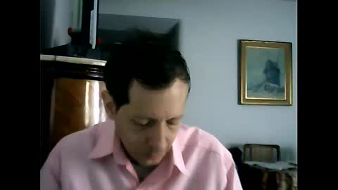 Snapshot of lucianoaxel chatting on 09/23/25, 02:53 Luciano online show from 09/23/25, 02:53