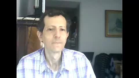 Snapshot of lucianoaxel chatting on 10/21/25, 05:13 Luciano online show from 10/21/25, 05:13