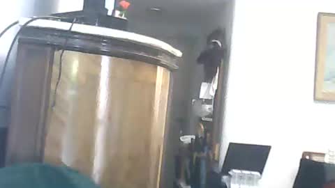 Luciano online show from 04/11/26, 06:23