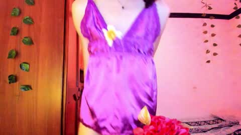 Lucy or Lucian 3 Come to my social Links3   online show from 12/16/25, 05:45