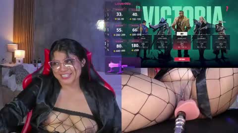 Lucia online show from 05/06/26, 05:07