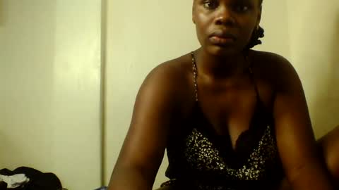 luciaresa online show from 07/15/26, 03:23