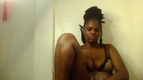 luciaresa online show from 07/19/26, 06:50