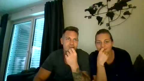 Snapshot of lucidreamclicks chatting on 11/01/25, 12:18 lucidreamclicks online show from 11/01/25, 12:18