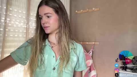 Lucie hot follow me on  online show from 09/19/25, 09:11
