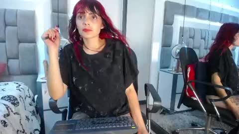Lucie Red online show from 06/11/26, 12:32