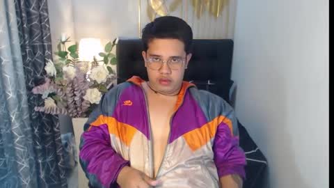 Snapshot of luciferhotcum chatting on 02/01/25, 01:30 Luciferhotcum online show from 02/01/25, 01:30