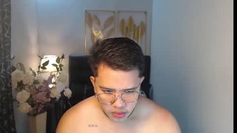 Snapshot of luciferhotcum chatting on 02/04/25, 12:33 Luciferhotcum online show from 02/04/25, 12:33