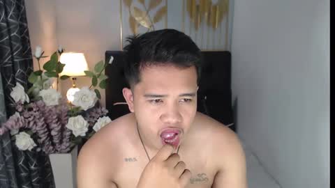 Snapshot of luciferhotcum chatting on 02/08/25, 08:10 Luciferhotcum online show from 02/08/25, 08:10