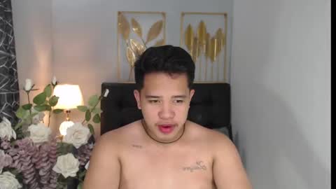 Snapshot of luciferhotcum chatting on 02/11/25, 01:20 Luciferhotcum online show from 02/11/25, 01:20