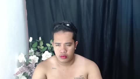 Snapshot of luciferhotcum chatting on 03/01/25, 11:17 Luciferhotcum online show from 03/01/25, 11:17