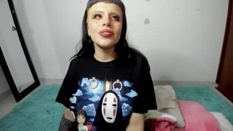 Snapshot of luciferrx666 chatting on 12/24/24, 06:55 camila online show from 12/24/24, 06:55