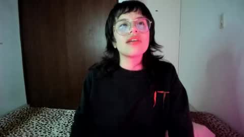 Snapshot of luciferrx666 chatting on 09/30/25, 05:34 camila online show from 09/30/25, 05:34