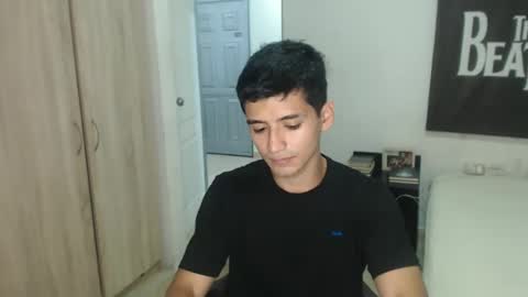 Snapshot of lucifferr_ chatting on 02/11/25, 02:14 leonel online show from 02/11/25, 02:14