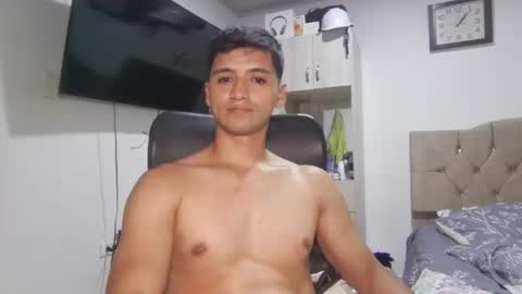 Snapshot of lucifferr_ chatting on 06/13/26, 04:32 leonel online show from 06/13/26, 04:32