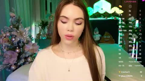 Snapshot of lucifiella chatting on 01/17/26, 06:11 MimiFors online show from 01/17/26, 06:11