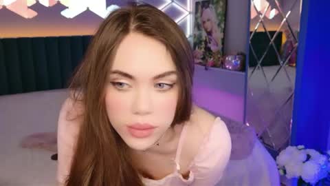 MimiFors online show from 05/27/26, 06:38