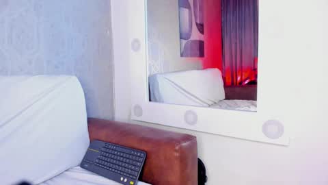 Snapshot of lucii_fer_ chatting on 03/08/25, 02:19 Leo online show from 03/08/25, 02:19