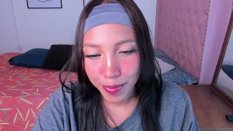 Snapshot of luciiaana chatting on 12/20/24, 01:43 luciana gr online show from 12/20/24, 01:43