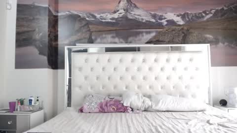 luciifer_hills online show from 12/24/24, 01:06