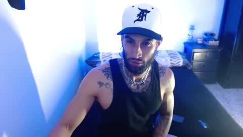 luciifer_hills online show from 11/20/25, 03:12