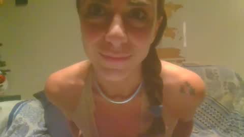 Snapshot of lucilla_yogisexy chatting on 12/21/24, 10:08 Lucilla online show from 12/21/24, 10:08