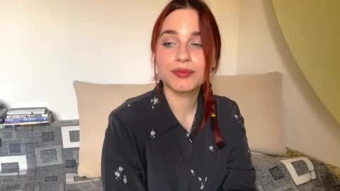 Snapshot of lucinadapinto chatting on 10/28/25, 11:25 Emily online show from 10/28/25, 11:25