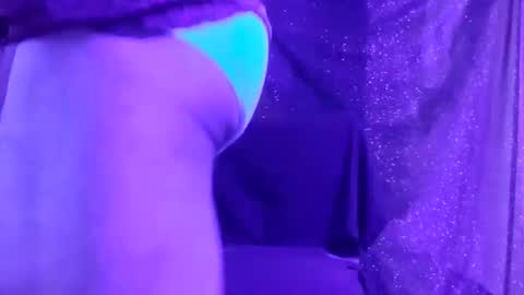 Snapshot of luckazy chatting on 12/08/24, 04:46 Lucky Eid Azy online show from 12/08/24, 04:46